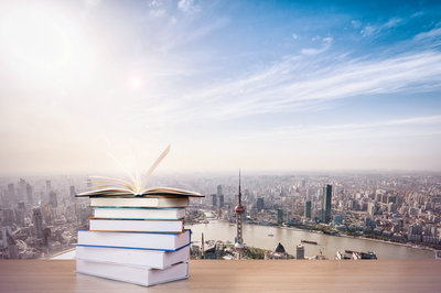 武汉大学是否开设有高级工商管理培训班？