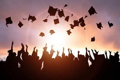 读清华大学高级研修班好不好？