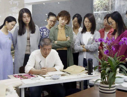 点击浏览下一页