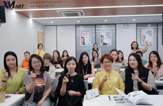 ART驯美艺术2024年8月珠宝班课程回顾｜以珠宝为载体感受千年文明，从新兴宝石探讨珠宝市场现状