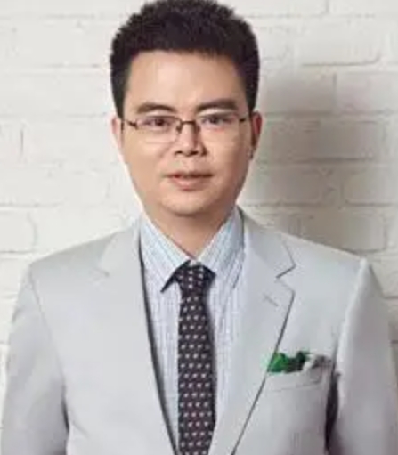 2025年培训教育郑翔洲商业模式