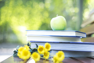 香港公开大学在职研究生的入学方式是什么