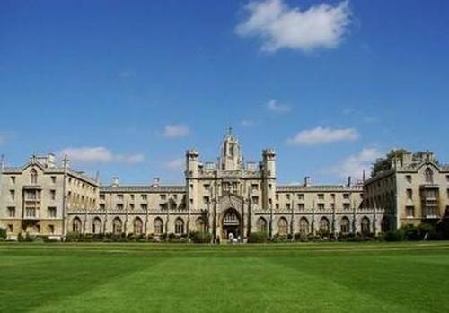 2021年报读英国华威大学研究生怎么样？