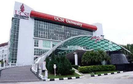 思特雅大学正规