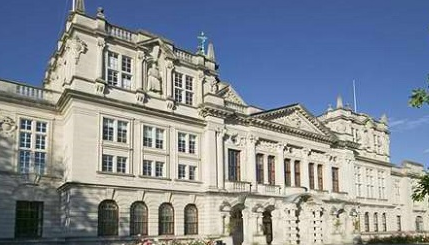 雷丁大学亨利商学院怎么样？