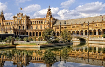 西班牙康普斯顿大学申请条件具体是什么？