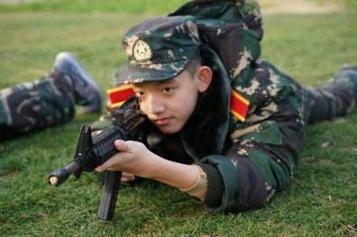 青少年军事冬令营哪个更专业