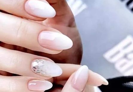 美甲学习班多少钱？