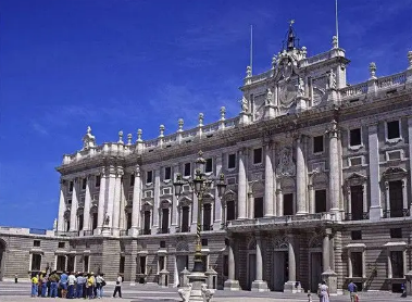 2022西班牙康普斯顿大学官网介绍