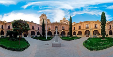 西班牙武康大学硕士值得去吗？