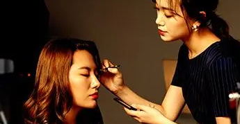 秦芳影视化妆培训好吗?