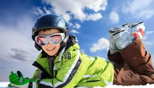 中小学生参加冬令营的好处