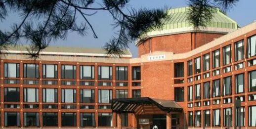 清华大学高级研修班是不是面对面教学？