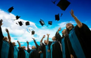 人大在职硕士容易毕业吗？