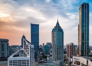 房地产经济培训课程怎么报名？