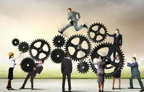 高级工商管理研修班是emba还是mba？