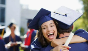 社科院高级课程班和全日制博士的区别？