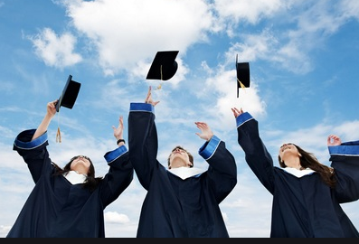 国际免联考博士报名条件？