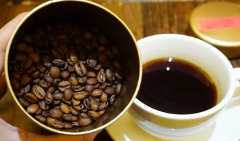 精品咖啡培训师工资多少？