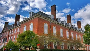 美国伊利诺伊大学的教育怎么样?