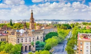 西班牙拉蒙尤以大学位置在哪儿？