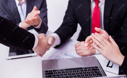 中学生信息学编程好吗?