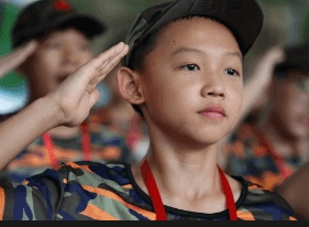 青少年送去军事夏令营好吗?