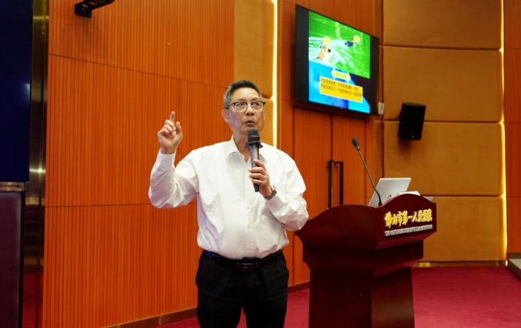 2024年12月6日北京协和医学院职业化院长研修班1期班走进佛山第一人民医院