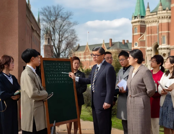 高维之路中国 CEO 卓越班发布（四大亮点）