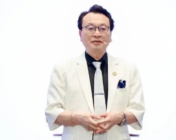 2025年余世维有效沟通课程:突破职场壁垒的黄金法则