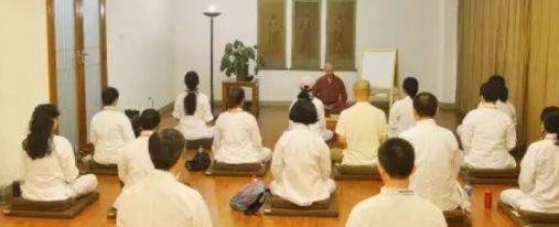 国学禅修班多少钱？