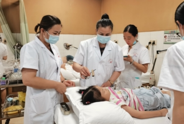 成人针灸推拿培训班有吗？