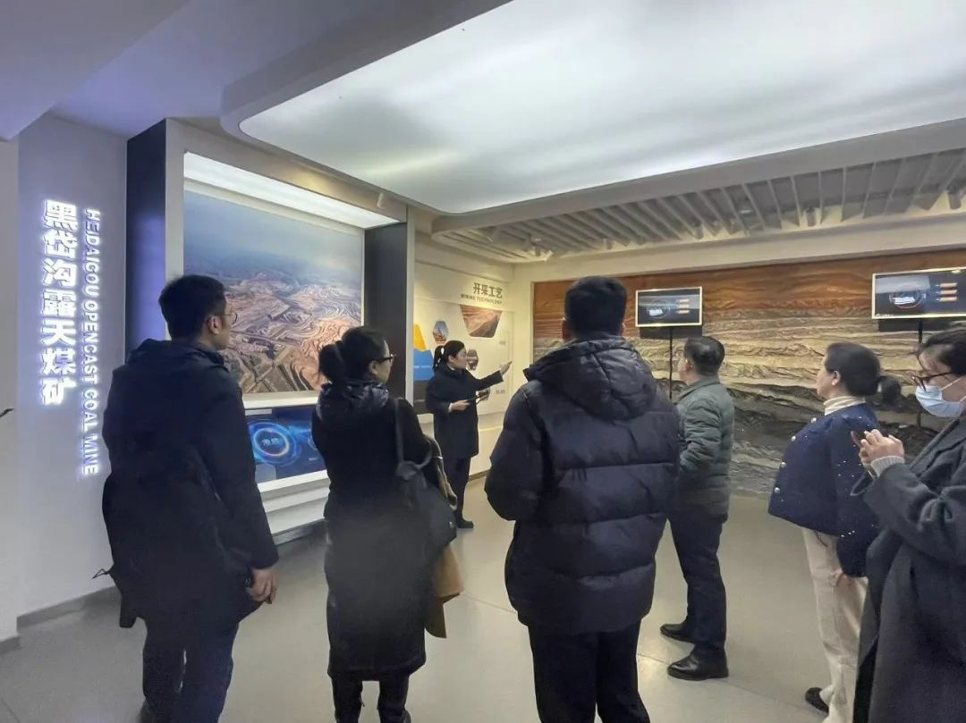 课程回顾 | 【中国矿业能源投融资与管理高级研修班】3月15-16日内蒙研学圆满完成