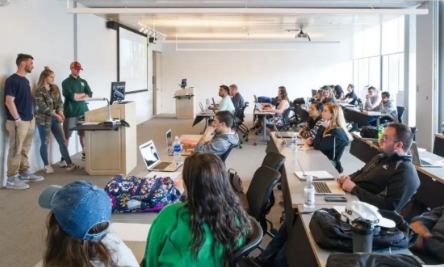 紫荆玛丽伍德大学介绍