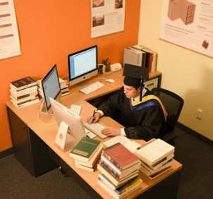 在职哲学博士毕业：挑战与通关指南全解析