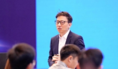 顾均辉战略定位是干嘛的？