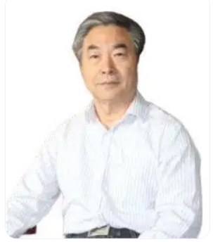 循本溯源解易理，古今贯通启智慧 —— 鲁洪生教授《周易》讲解特色与价值解析