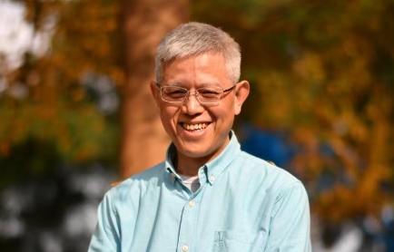 龚隽教授的研究主题是什么？