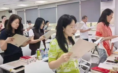 深度剖析：杨德龙如何解读与践行巴菲特价值投资理念