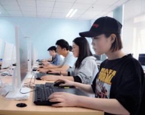 原画游戏场景设计培训课好就业吗?