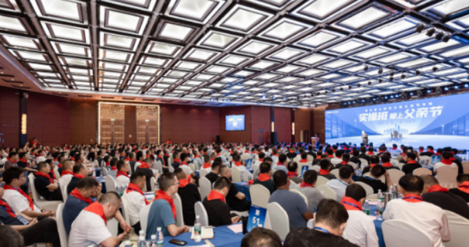 心时代父母研究院：赋能家庭成长的教育高地