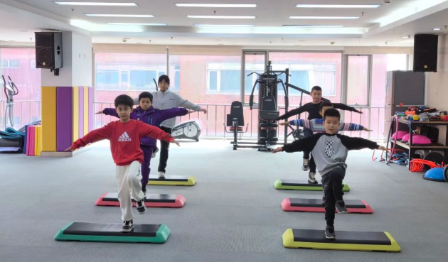 通经读史习射强身云汉书房冬学营