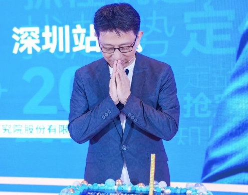 学习顾均辉的定位课程价值是什么？