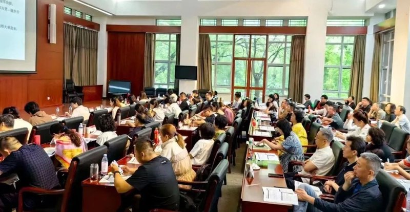 北京大学人文历史通识课研修班第3期 | 2026年8月开学 | 北大历史学系主办