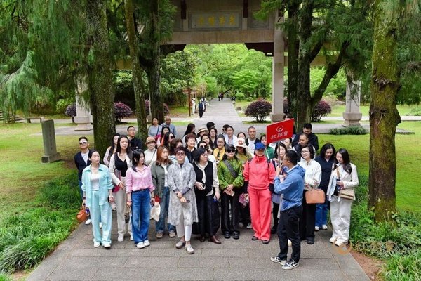 红颜丹心学堂 | 武夷山站圆满落幕 | 武夷山水一程，此心光明一生