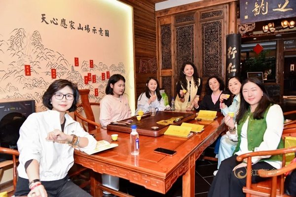 红颜丹心学堂 | 武夷山站圆满落幕 | 武夷山水一程，此心光明一生