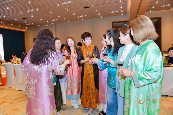 红颜丹心学堂 | 武夷山站圆满落幕 | 武夷山水一程，此心光明一生