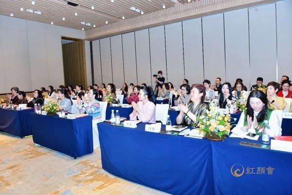 红颜丹心学堂 | 武夷山站圆满落幕 | 武夷山水一程，此心光明一生
