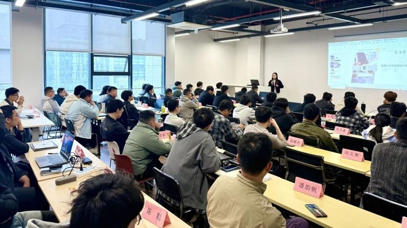 守正笃实丨指南车机器人208期线下就业班开班!