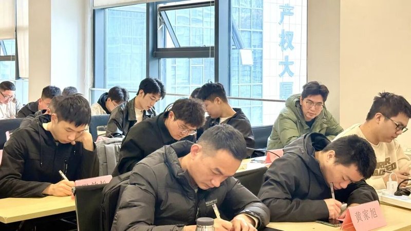 守正笃实丨指南车机器人208期线下就业班开班!